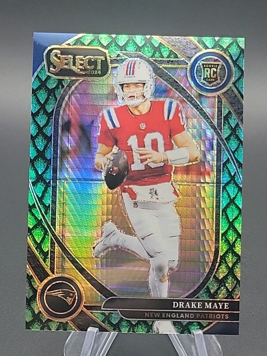 2024 Panini Select - Club Level Drake Maye #218 Dragon Scale Prizm /81 (RC)
