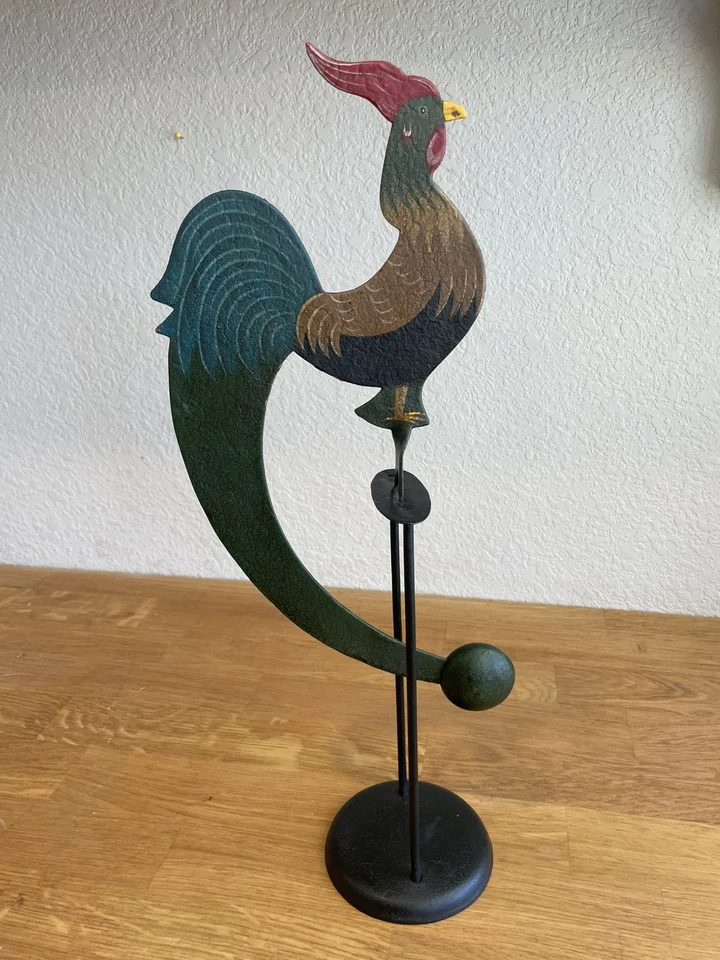 Raro Arte Popular Vintage Equilibrio Péndulo Acción Metal Gallo Juguete 19" Foto 2 de 4