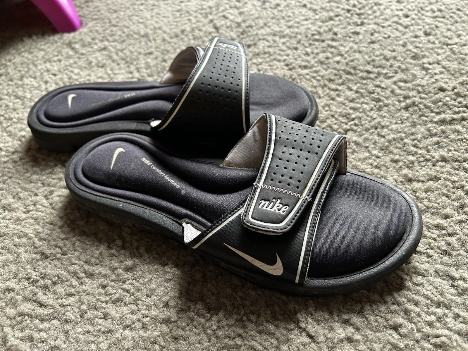 Sandali Nike comodi donna taglia 9 slide plantare piscina slip on nero bianco