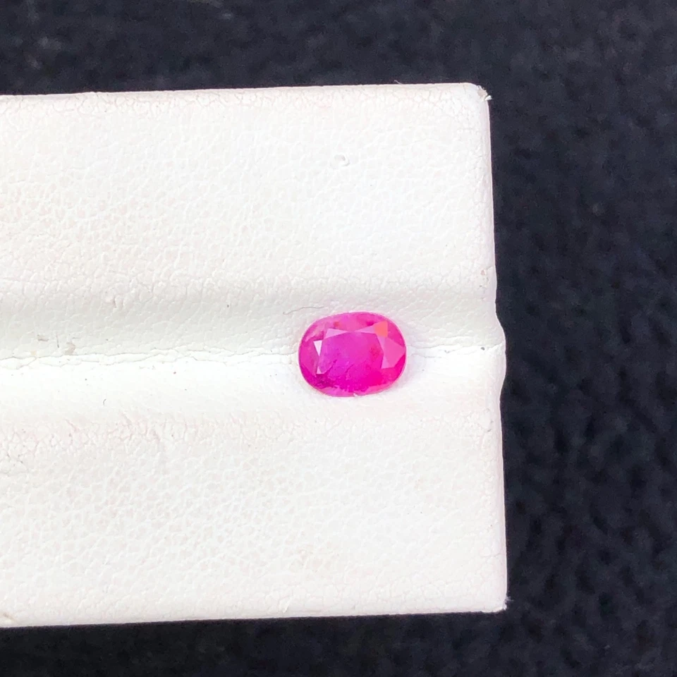 0.80 Cts Natural cut Rubellite Tourmaline Loose gemstone from Afghanistan. - Image 4 of 4