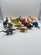 Lot Of 18 Plastic Dinosaur Figures Various Sizes