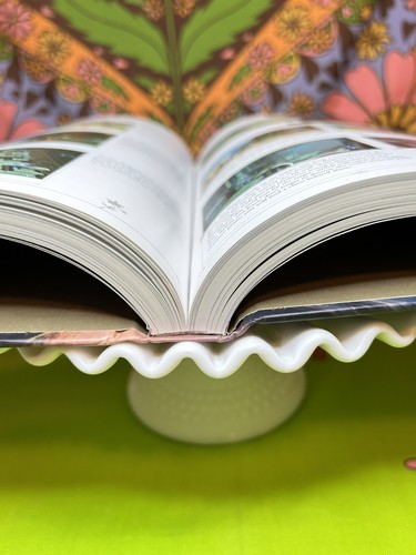 The Legend of Zelda: Breath of the Wild:  Complete Official Guide Collector's - Picture 3 of 5