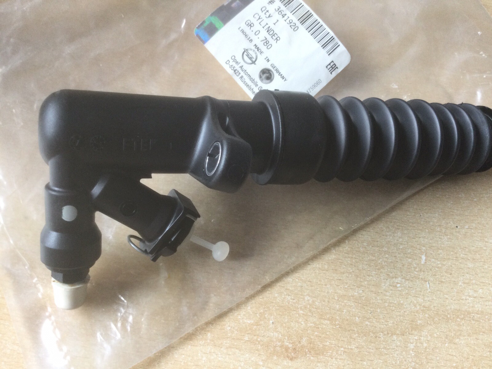 GENUINE VAUXHALL CROSSLAND X 1.6 MANUAL TRANS CLUTCH SLAVE  