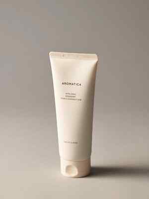 [Aromatica] Vitalizing Rosemary Pore Clearing Foam 150ML