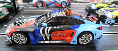 Carrera BMW M4 GT3 Voiture de sécurité numérique à l'échelle 1:24 124