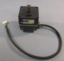 Vexta AXHM450KC-GFH Brushless DC Motor GFH4G10 Gear Head 2500RPM 15mm Shaft Dia