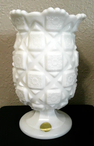 Vintage Westmoreland Old Quilt Pattern White Milk Glass Pedestal Scallop Vase