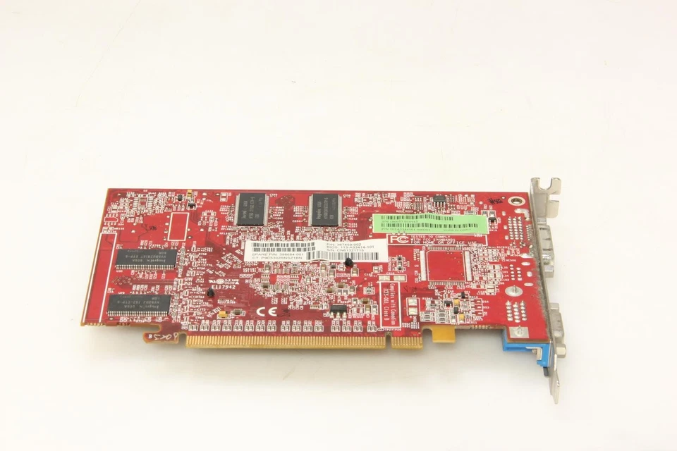ATI 109-A33431-00 128MB PCI Express Graphics Video Card. SKU224076 - Image 3 of 4
