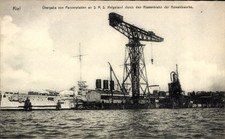 Ak Kiel, Übergabe von Panzerplatten an SMS Helgoland durch den... - 11539597