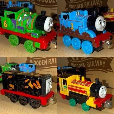 TALES FROM ENGINES PAST THOMAS FRIENDS TRAIN TAKE Along Diecast 2009 4 Pack