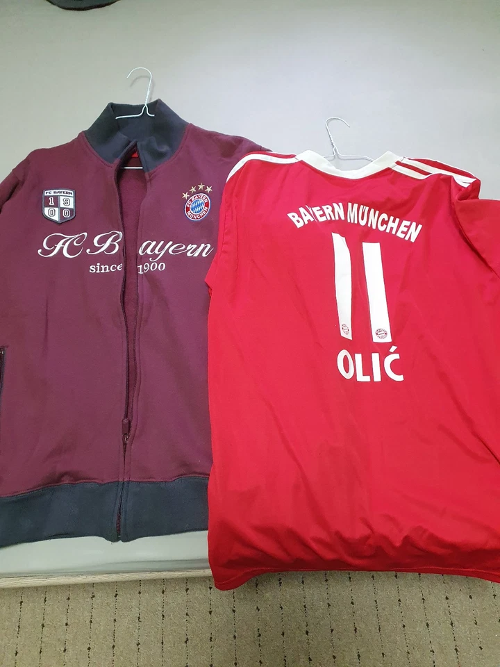 FC BAYERN MÜNCHEN Jacke und Trikot OLIC - Bild 2 von 4