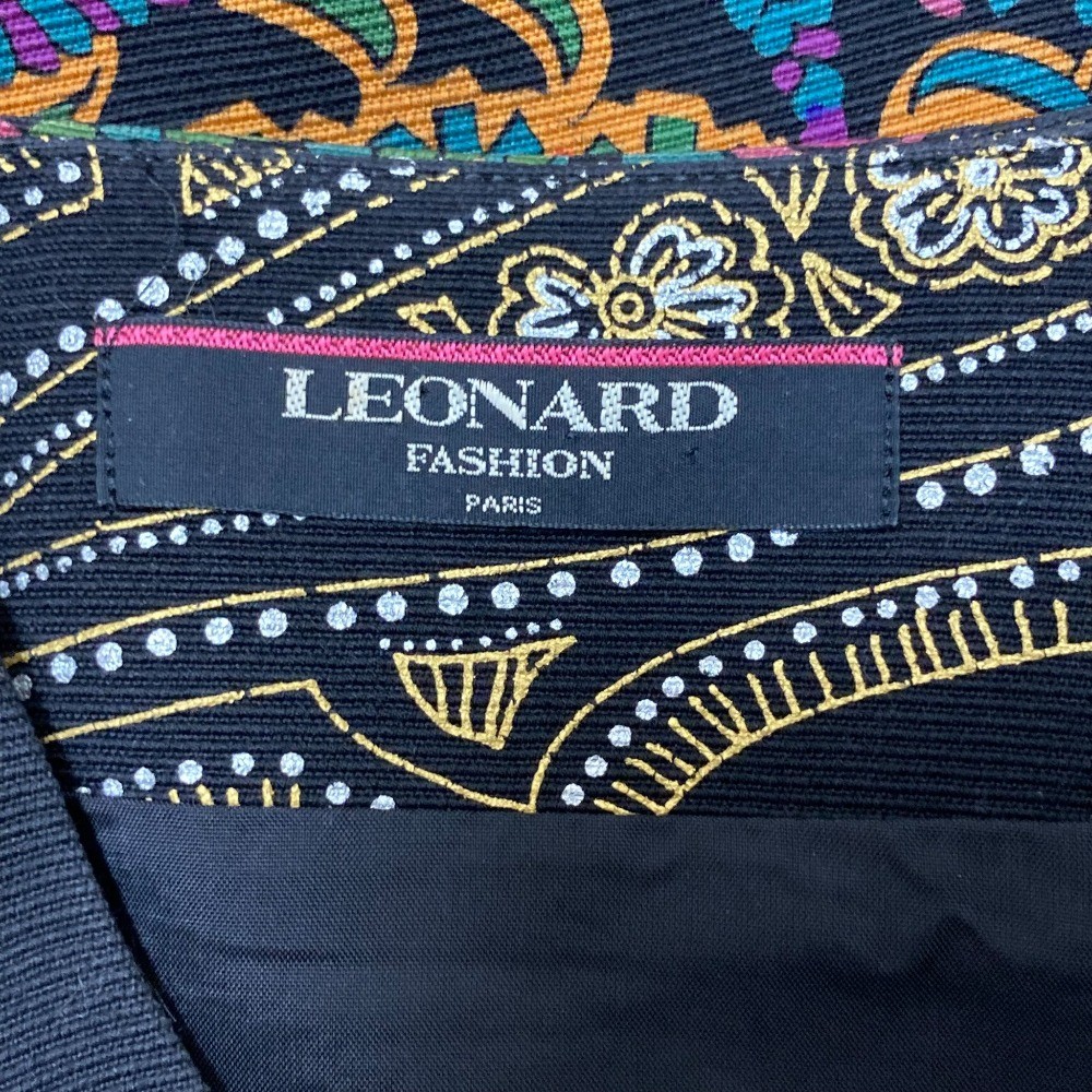 LEONARD Gold Button Paisley Pattern Collarless Ja… - image 6