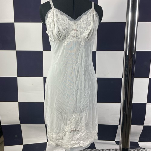 Diamond Cut Vintage Lingerie White Silky Lace Slip Size M - Picture 4 of 12