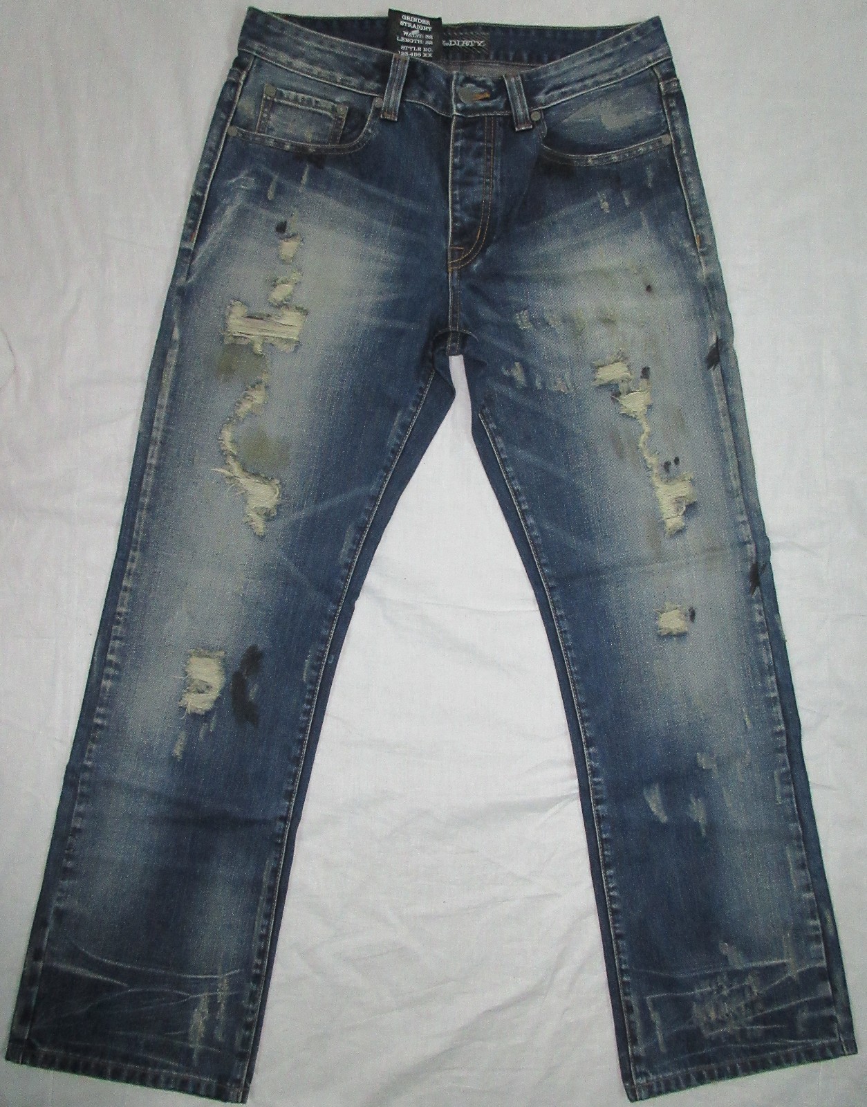 RAW & DIRTY DISTRESSED STRAIGHT FIT JEANS SIZE 32 RAW & DIRTY DISTRESSED STRAIGHT FIT JEANS SIZE 32