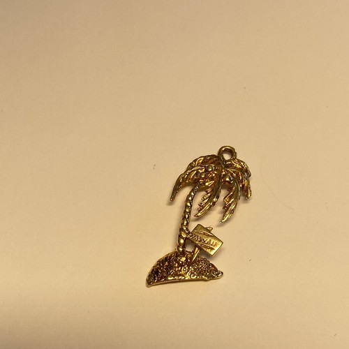 14K Yellow Gold Hawaiian Pendant Palm Tree Charm Coconut Palm 1.5 Grams 1" Tal - Picture 3 of 5