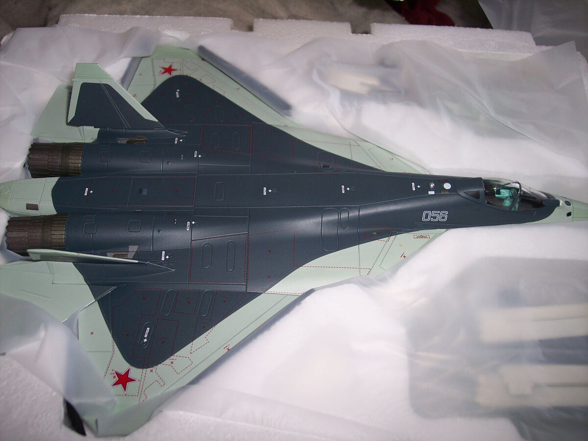 SU-57 Felon Russia 1:72 Hobby Master Diecast Model Jet SU-57 Felon Russia 1:72 Hobby Master Diecast Model Jet