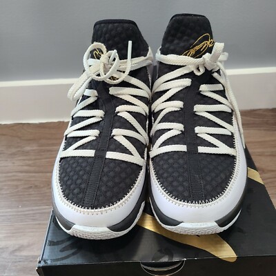 Nike LeBron 17 Low White Metallic Gold Size 9.5 Men's Shoes