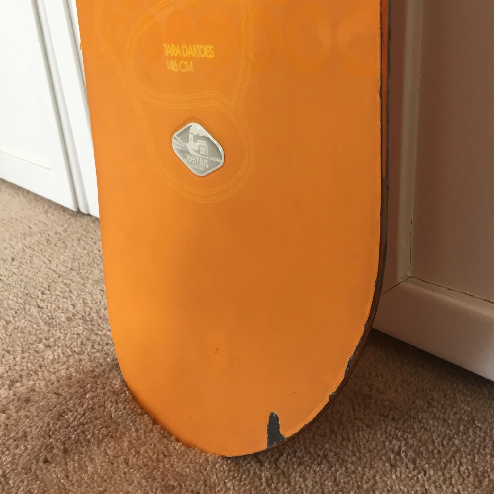 jeenyus snowboards out of business