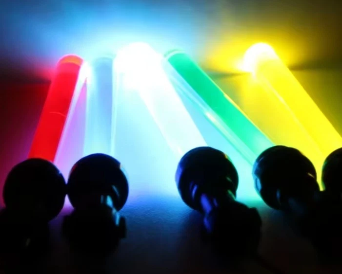 MARKENLOS USB Lichtschwert LED Kompatibel mit Lego Star Wars Minifiguren Laserschwert