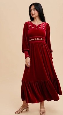 In Loom Velvet Embroidered Maxi Dress Sz L Castlecore Medieval Inspired