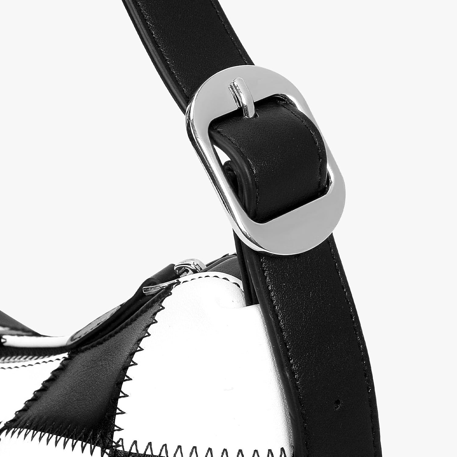Chic Black and White Checkered Crossbody Bag for Fashionable Women