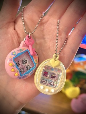 Tamagotchi: Shaka Shaka Charm Collection 3 | Bandai Gashapon