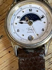 Vintage Timex 364t Ladies Moon/Sun Dial Date Quartz Watch.  Needs New Band.
