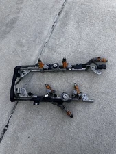 OEM Fuel Injector Rail Assembly (VQ37VHR) 09-15