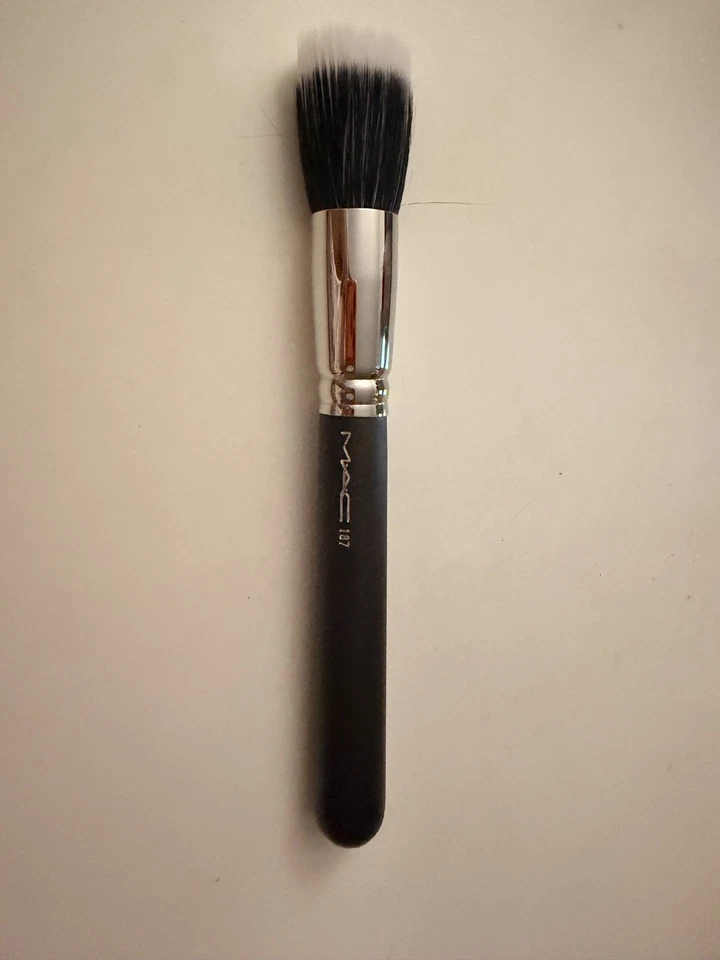 MAC 187 пунктирная щетка для лица новый натуральный козий волос РЕДКАЯ снята с производства - окончательная продажа - Изображение 4 из 4