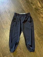 Ivivva Girls Black Cropped Stretch Nylon Jogger Pants Size 12 Pockets Side Panel
