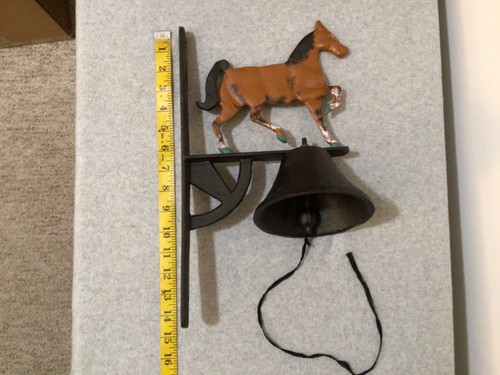 Vintage Gusseisen Abendessen Bauernhof Glocke bemalt Pferd Wandhalterung - NIE BENUTZT!! #IB-G - Bild 2 von 5