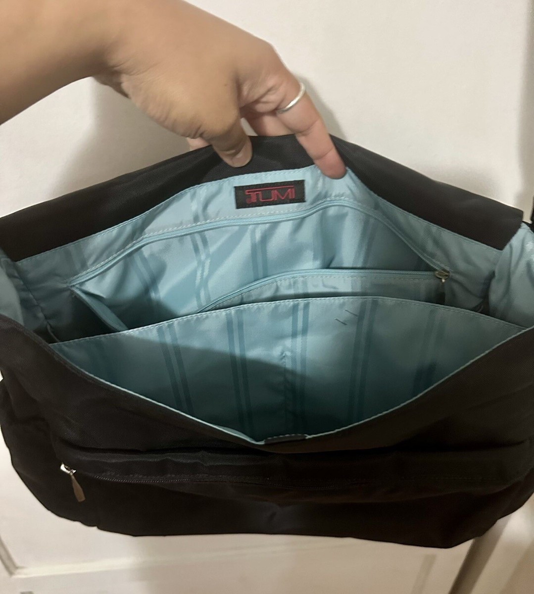 TUMI MESSENGER BAG View 3
