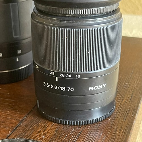 Sony Alpha DSLR-A390 14.2MP Digital SLR Camera Bundle - Picture 17 of 22