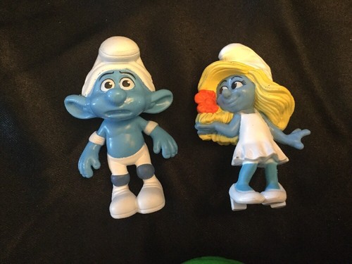 peyo smurf panicky and smurfette 2011 pvc figure cake topper