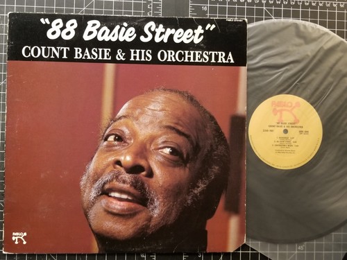 COUNT BASIE 88 Basie Street LP 1984 1ST PRESS Pablo VINYL & His Orchestra JAZZ - Imagen 1 de 4