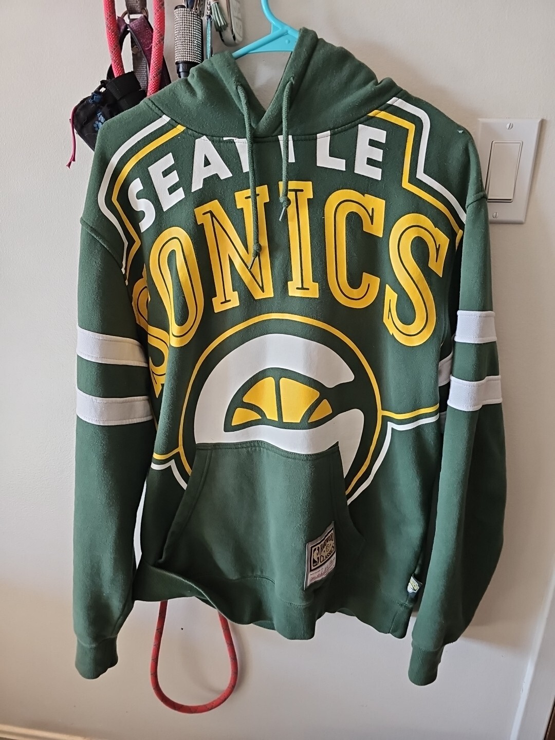 Mitchell And Ness Hardwood Classics Seattle Supersonics Mens Xl Sweatshirt