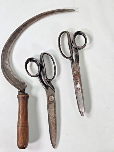 Vintage Tools German WISS scissors Sickle Set Antique rust wood handle factory