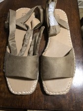 Journee Collection Sandals. Size 6.5M