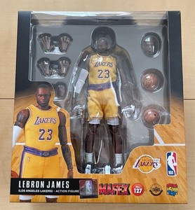 Mafex Lebron | eBay