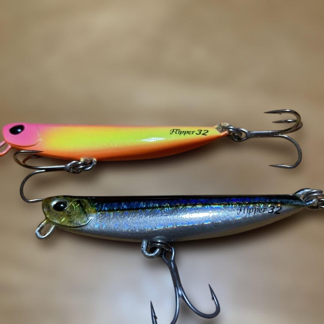 Flipper 32g, unused, 2 pieces
