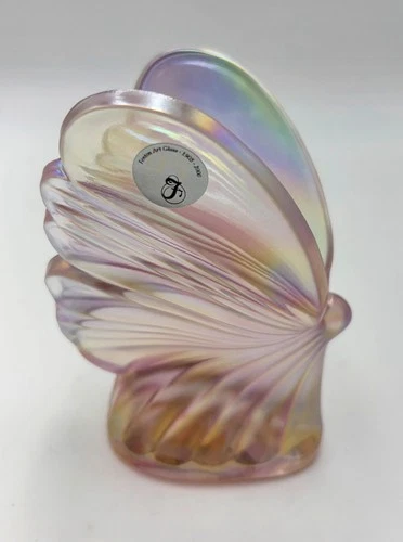 Vntg Fenton USA Art Glass Pink Opalescent Iridescent Butterfly Figurine 4.5”