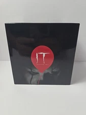 SDCC Q-fig Black and White Pennywise Rare Figure