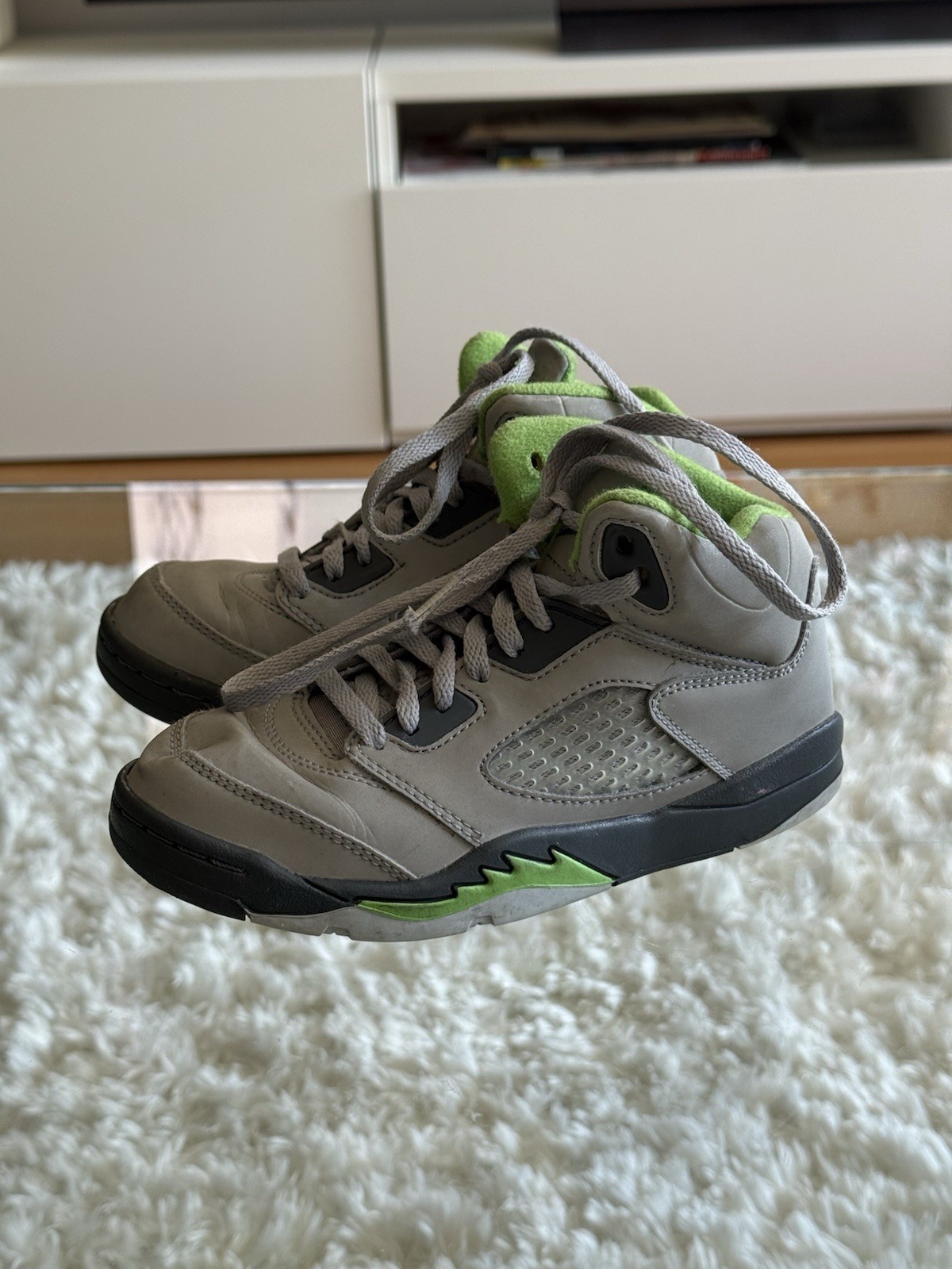 Air Jordan 5 Retro Kids Shoes Size 12C Gray Green Youth Snea