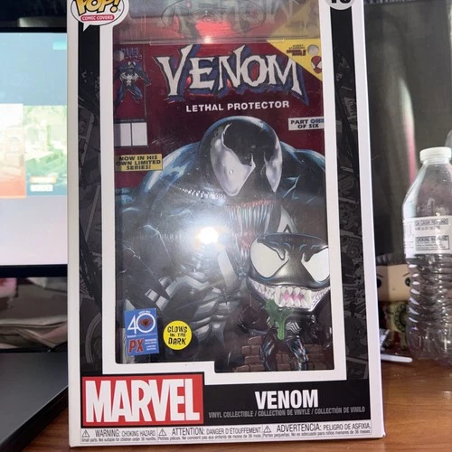 Funko Pop! Comic Book Cover  Marvel Venom (Glows in the Dark) Diamond Comics #10