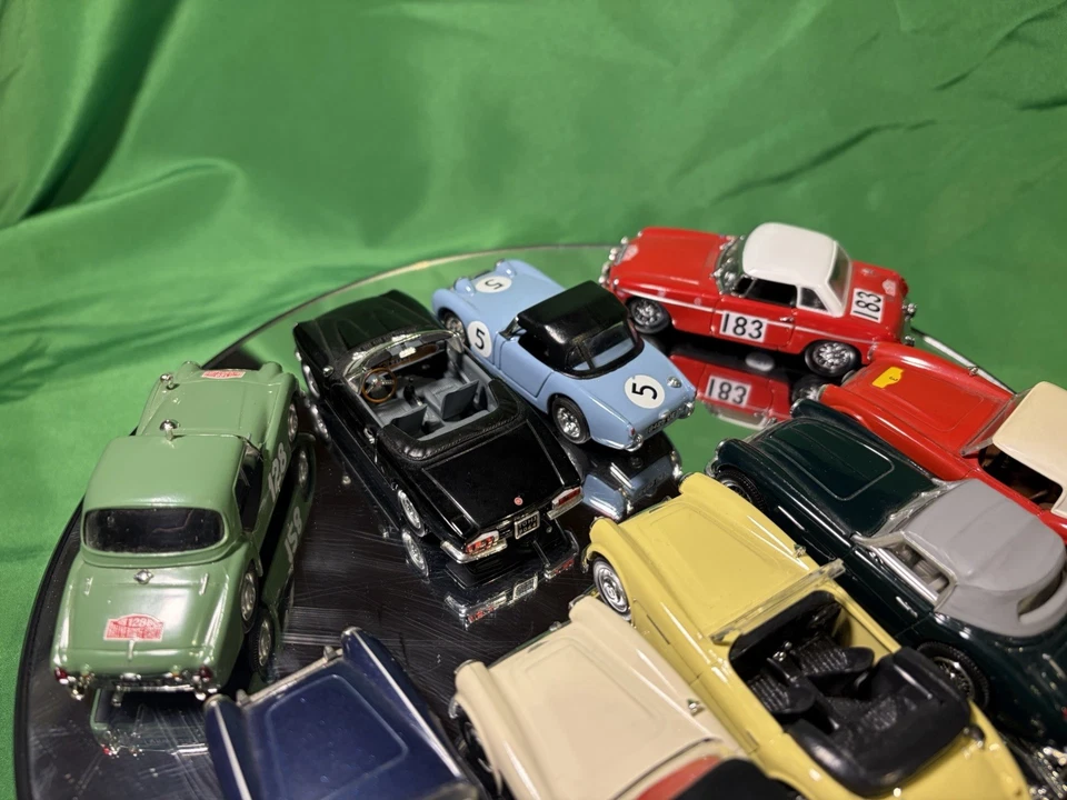 Cybersale vor Weihnachten: 9 britische Klassiker in 1:43 - Bild 4 von 4