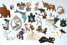Vintage-Mod 25 Pc ANIMALS Pendants Charms Craft Jewelry Making Lot Design