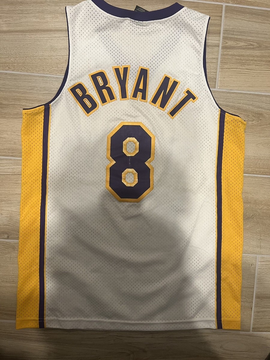 Vintage Nike KOBE BRYANT #8 White Los Angeles LA Lakers