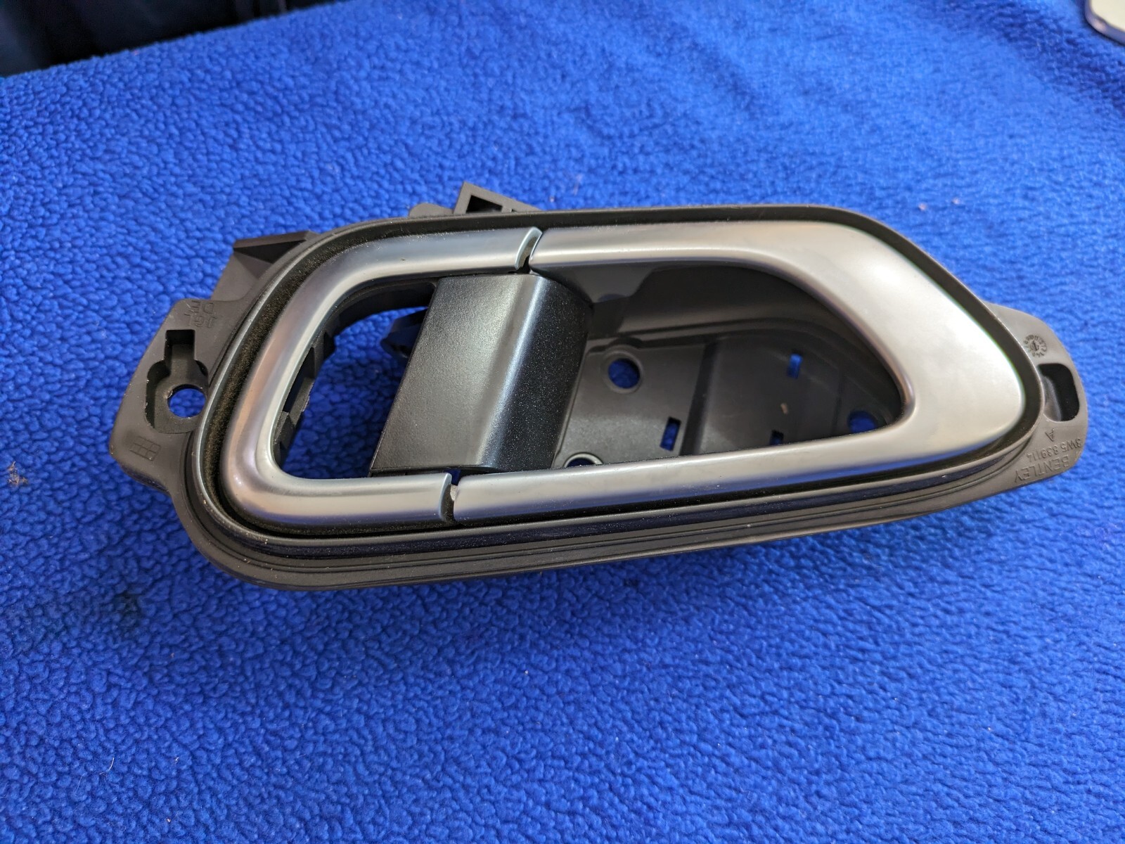 *QUANTITY 1* Bentley Flying Spur 06-12 Right Rear Interior Door Handle OEM