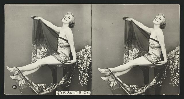Too much exposed Woman Model c1900 Old Photo 2
