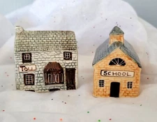2 Keller Charles Village Buildings Toll House & School Handpainted England 1980s